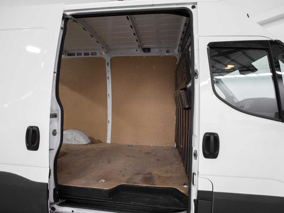 iveco-daily-2022-diesel-2287cc