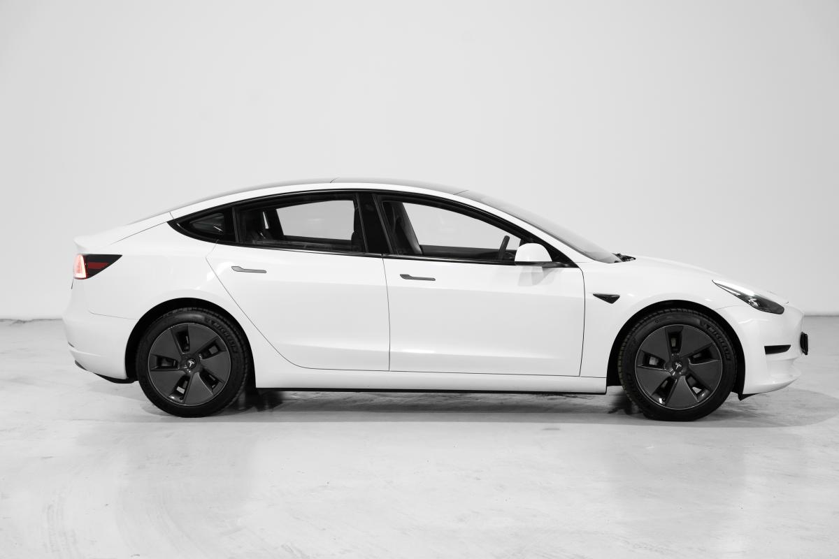 tesla-model-3-2023-eletrico-0cc