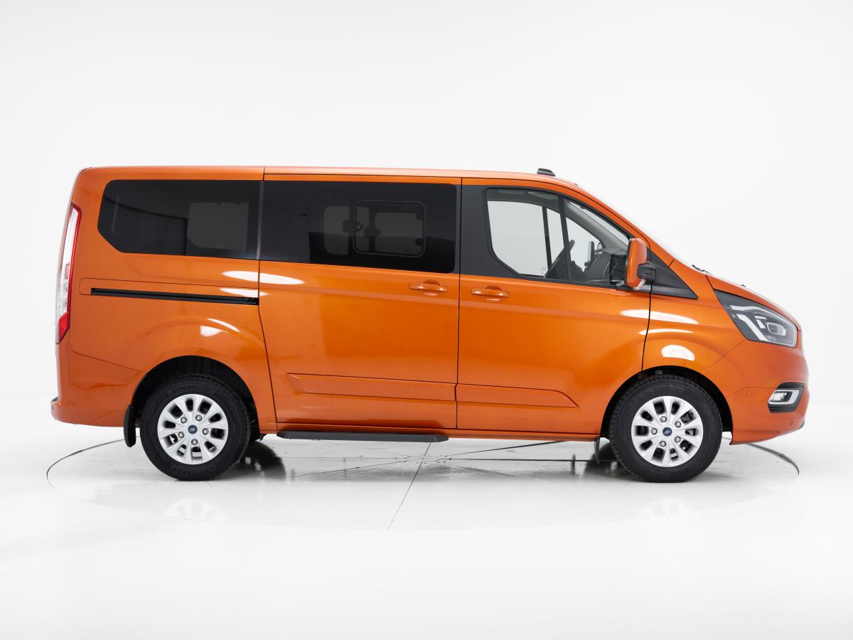 ford-tourneo-custom-2021-hibrido-a-gasolina-996cc