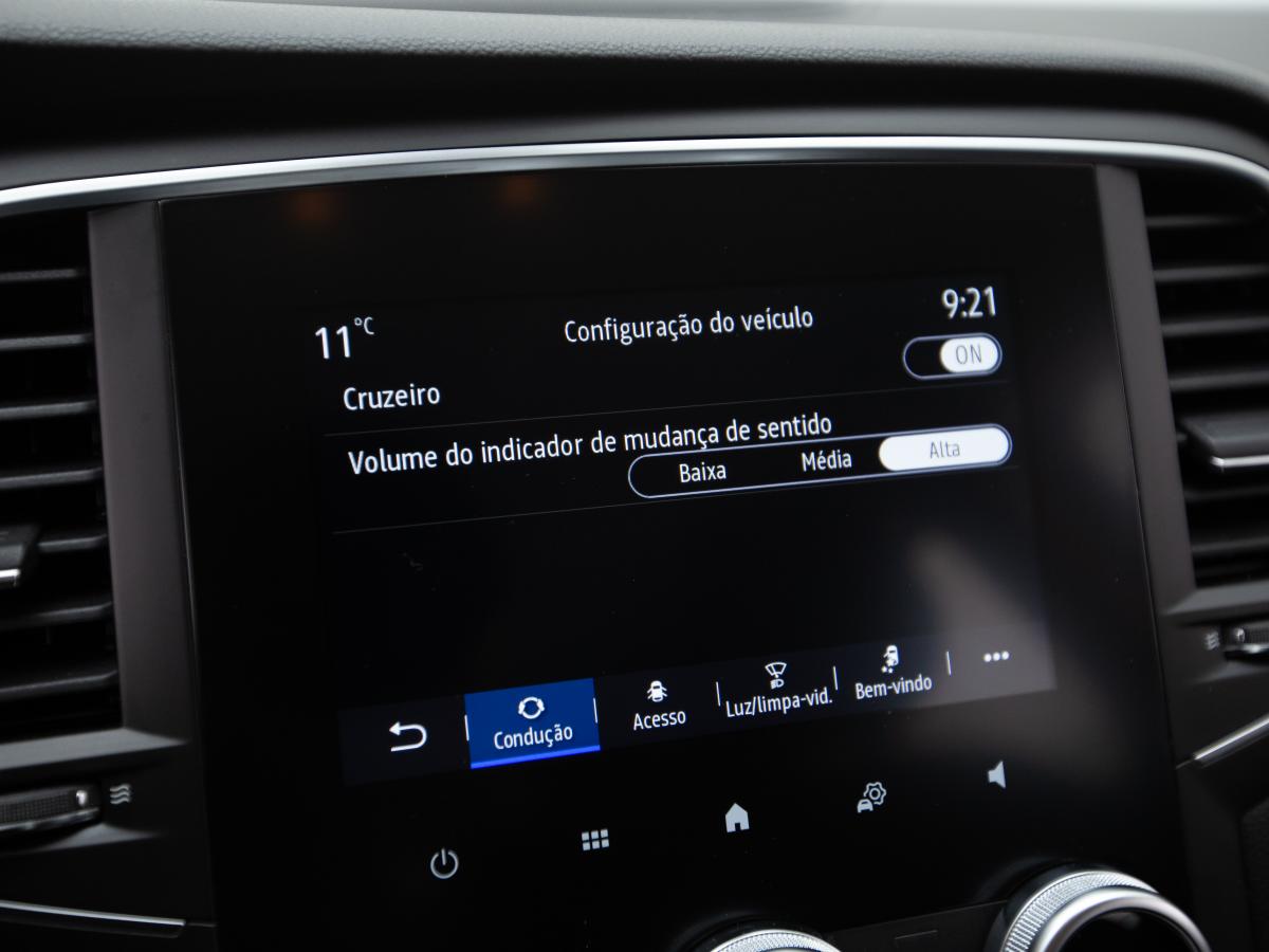 renault-megane-sport-tourer-2024-diesel-1461cc