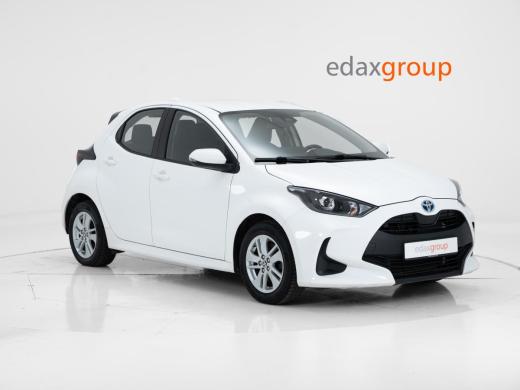 toyota-yaris-2022-hibrido-a-gasolina-1490cc