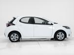 toyota-yaris-2022-hibrido-a-gasolina-1490cc