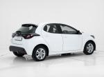 toyota-yaris-2022-hibrido-a-gasolina-1490cc