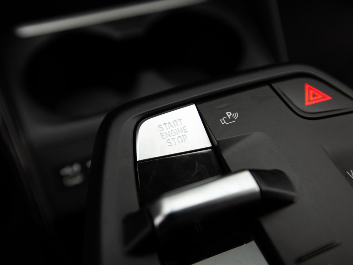bmw-serie-2-2023-hibrido-a-gasolina-1499cc