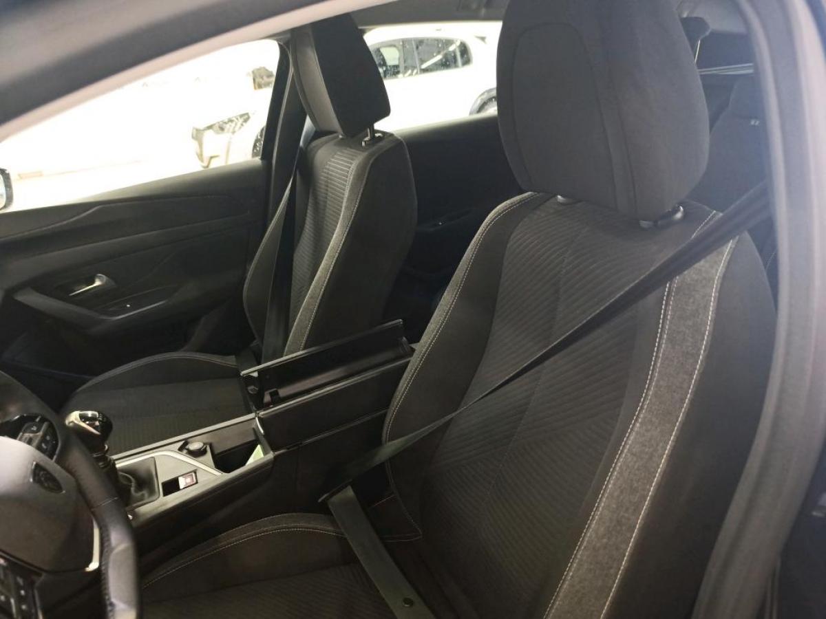 peugeot-308-sw-2022-diesel-1499cc