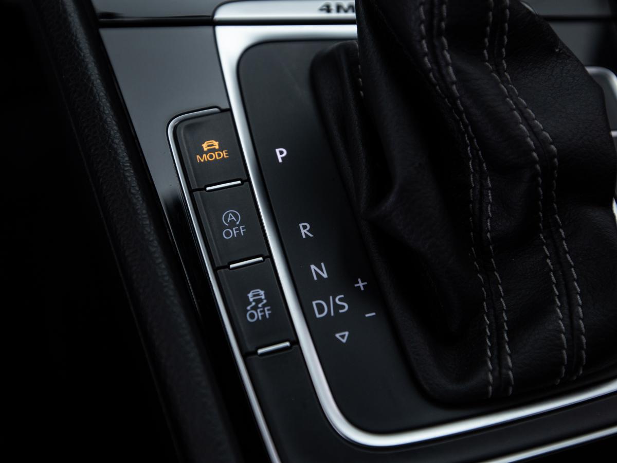 volkswagen-golf-2014-gasolina-1984cc