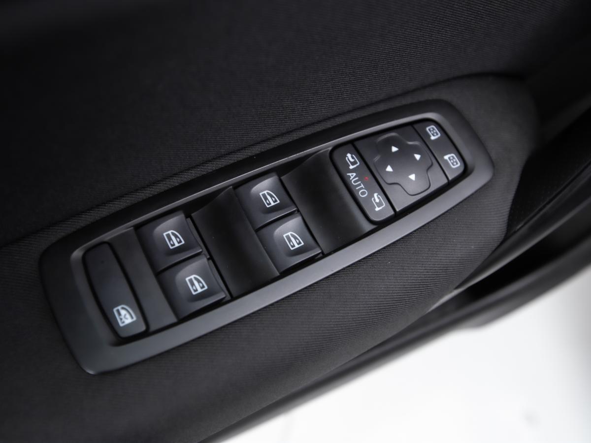 renault-megane-2019-gasolina-1332cc
