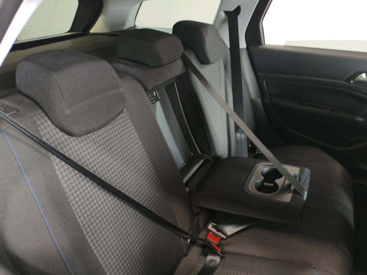 peugeot-308-sw-2021-diesel-1499cc