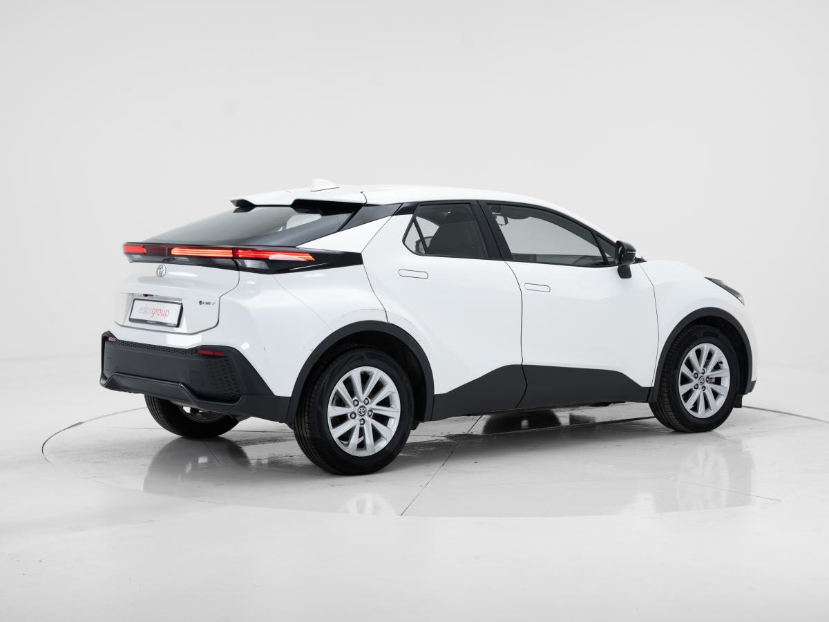 toyota-c-hr-2024-hibrido-a-gasolina-1798cc