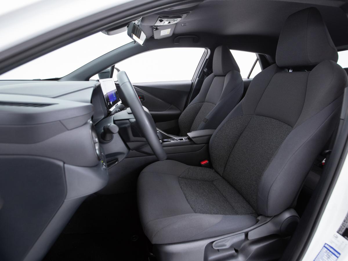 toyota-c-hr-2024-hibrido-a-gasolina-1798cc