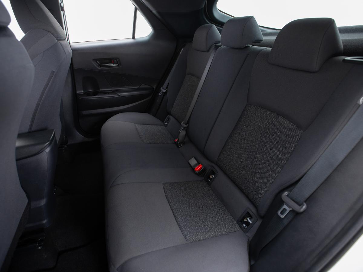 toyota-c-hr-2024-hibrido-a-gasolina-1798cc