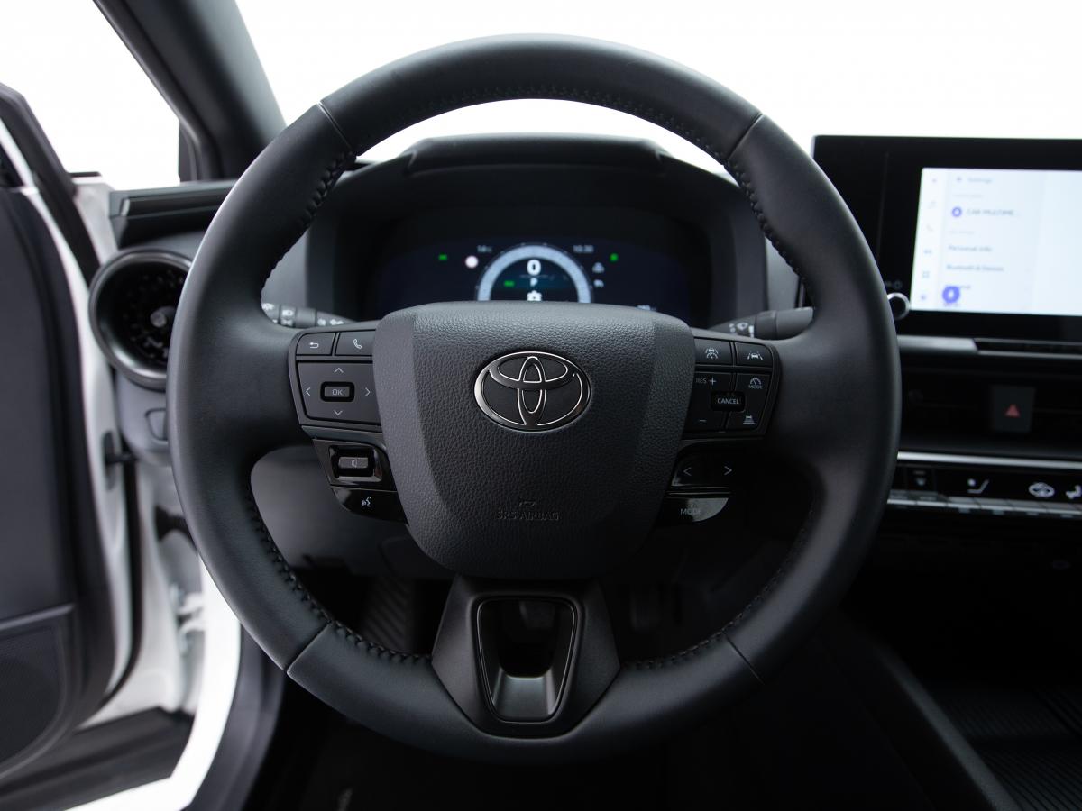 toyota-c-hr-2024-hibrido-a-gasolina-1798cc