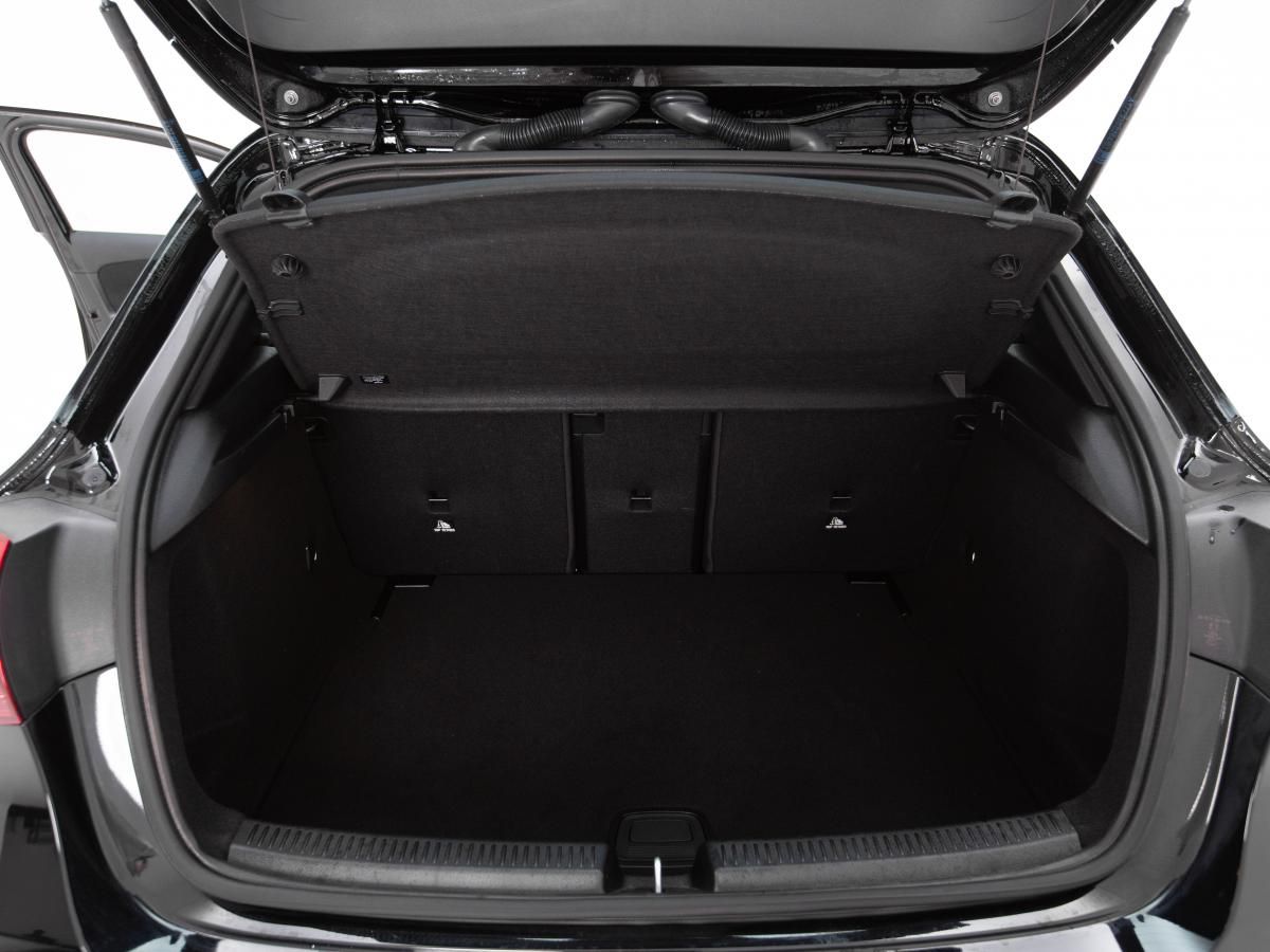 mercedes-benz-classe-a-2024-gasolina-1332cc