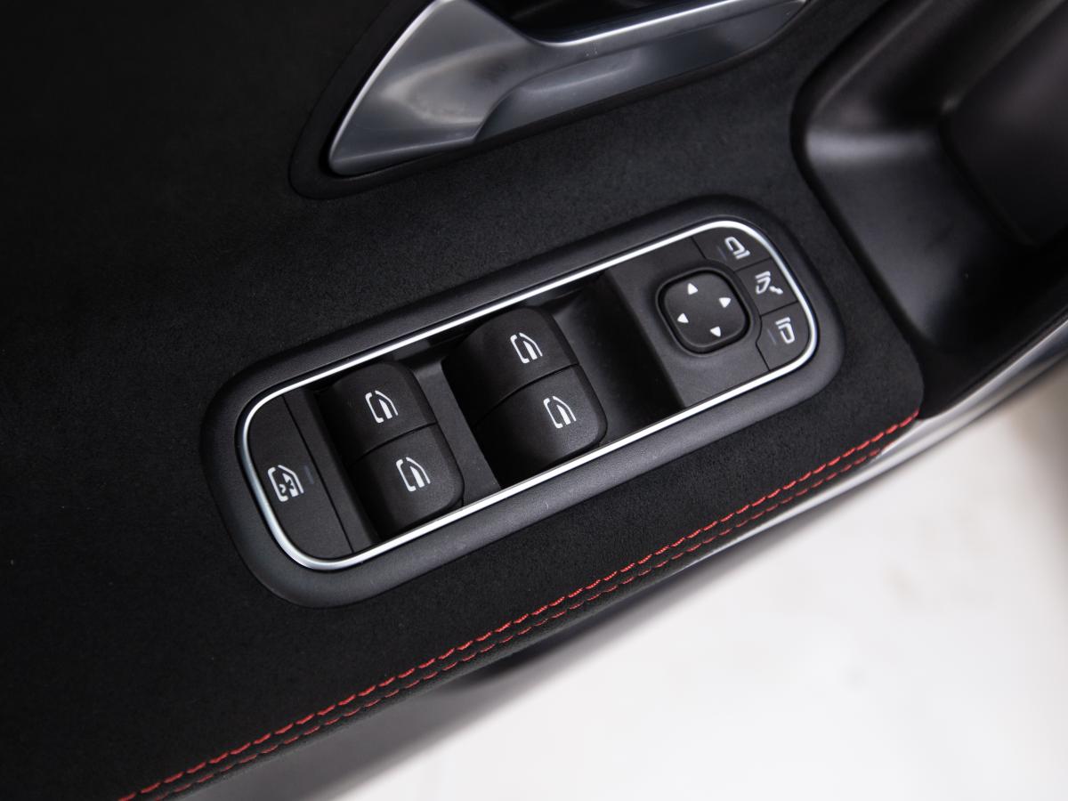 mercedes-benz-classe-a-2024-gasolina-1332cc
