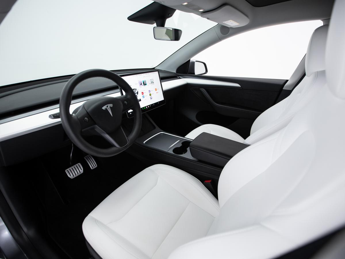 tesla-model-y-2023-eletrico-0cc