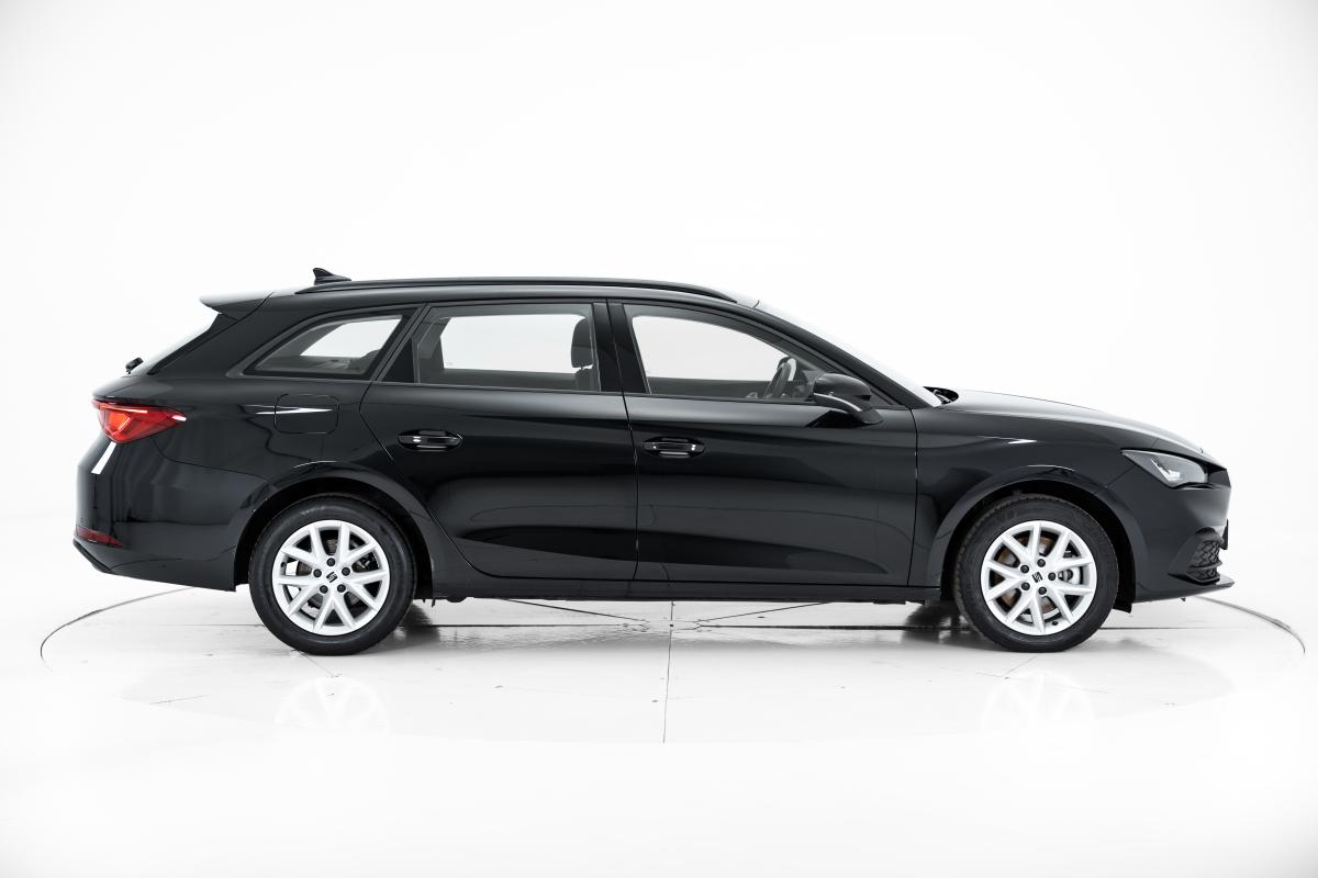 seat-leon-st-2023-diesel-1968cc