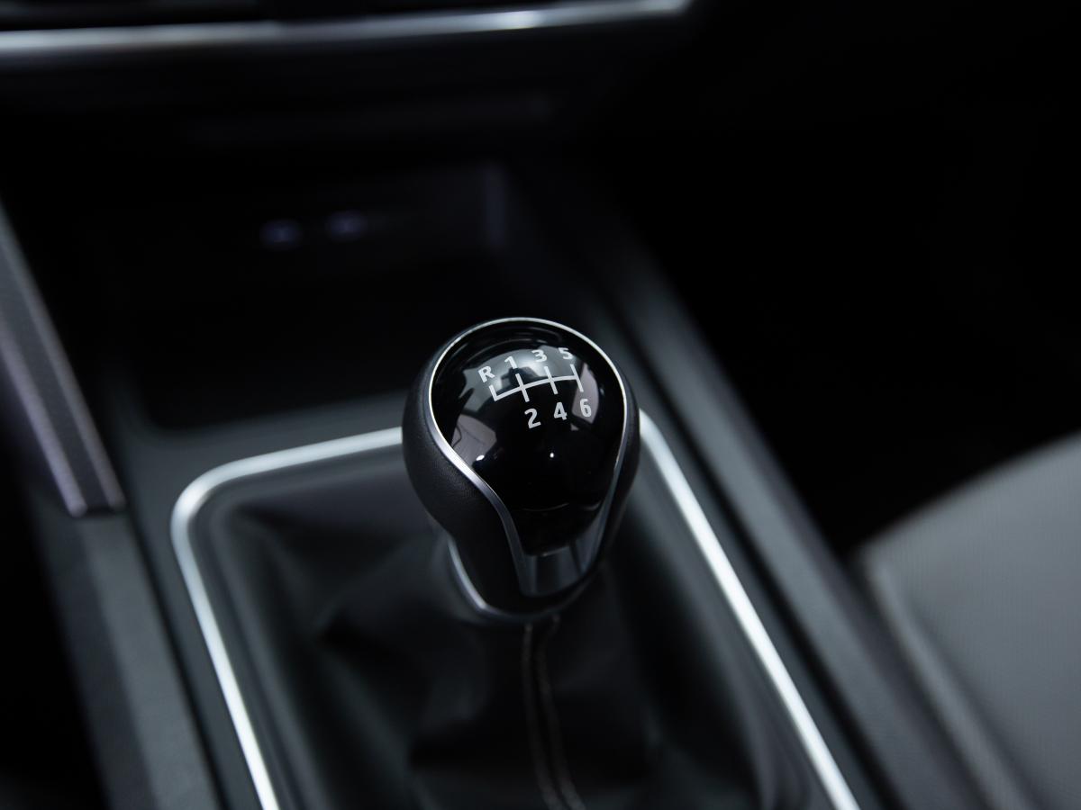 seat-leon-st-2023-diesel-1968cc