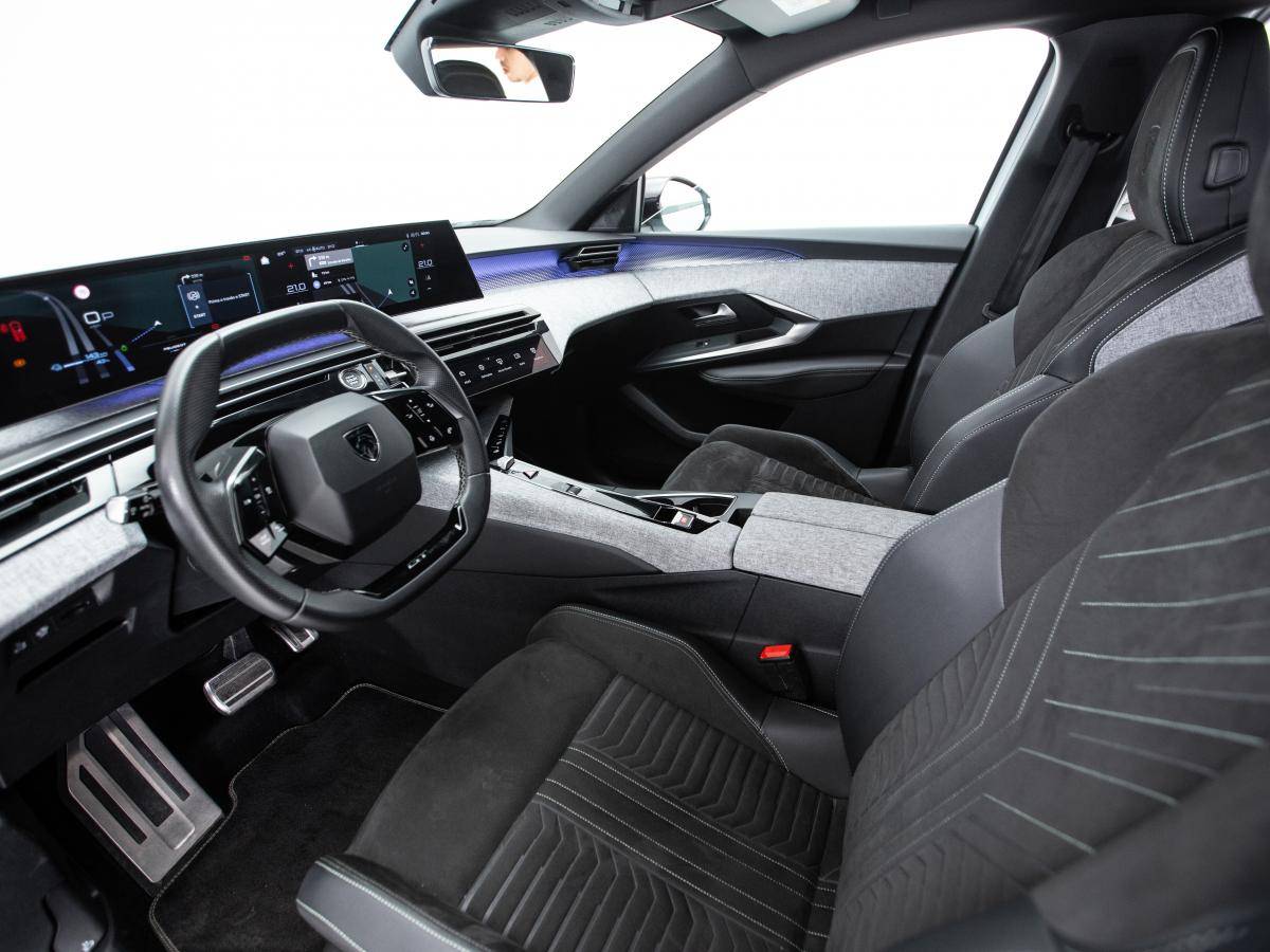 peugeot-e-2008-2024-eletrico-0cc