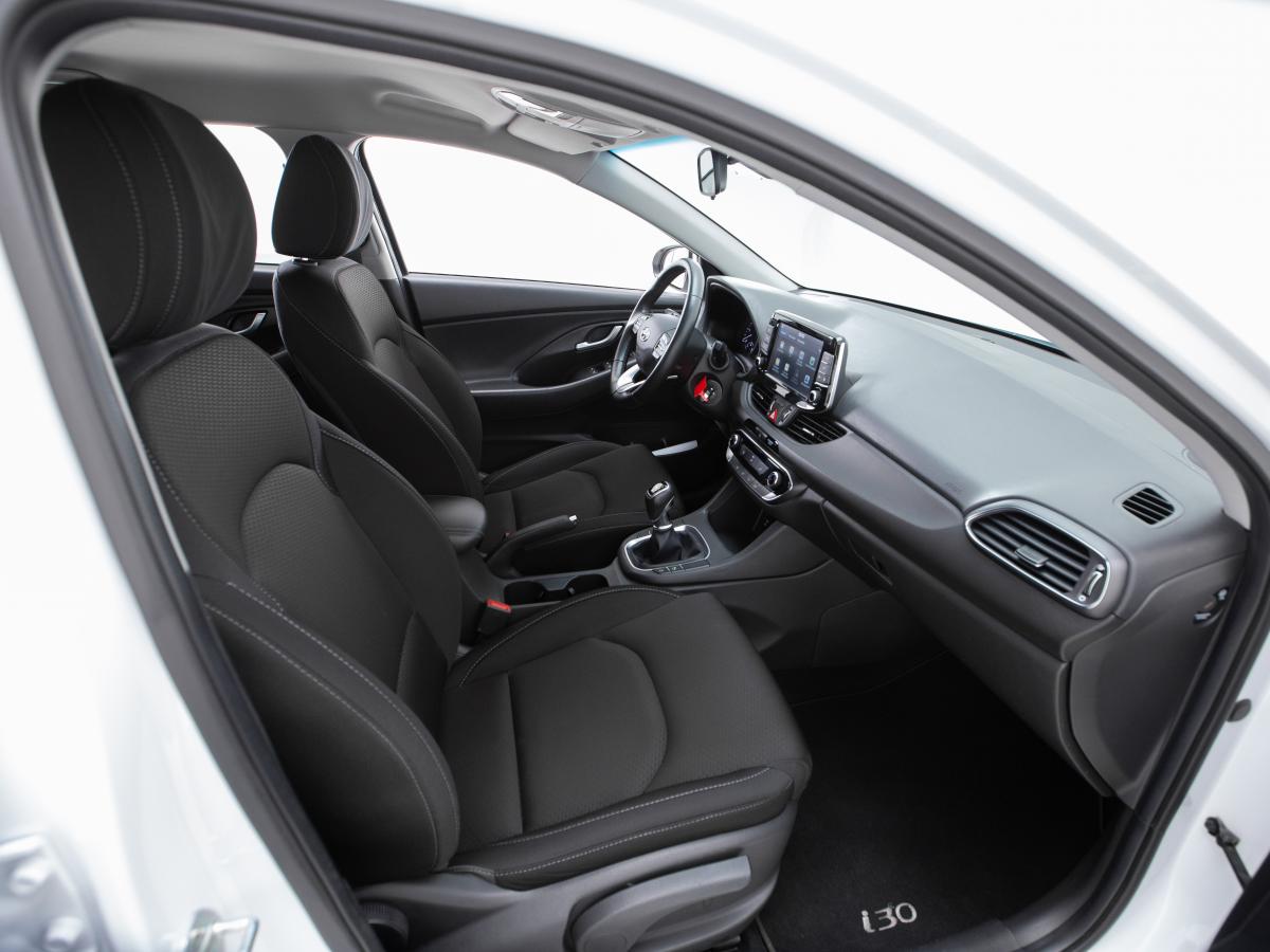 hyundai-i30-2020-diesel-1598cc