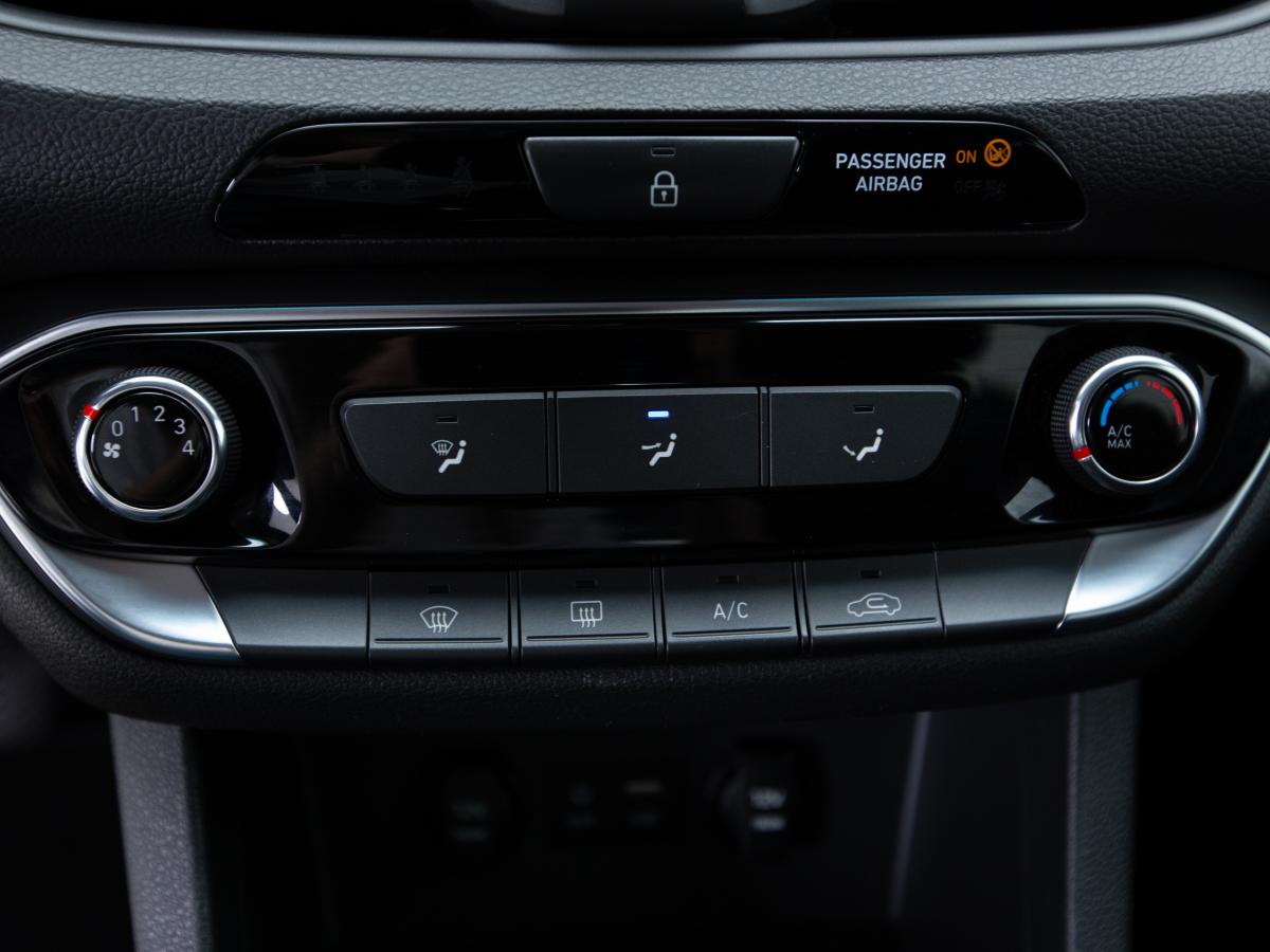 hyundai-i30-2020-diesel-1598cc