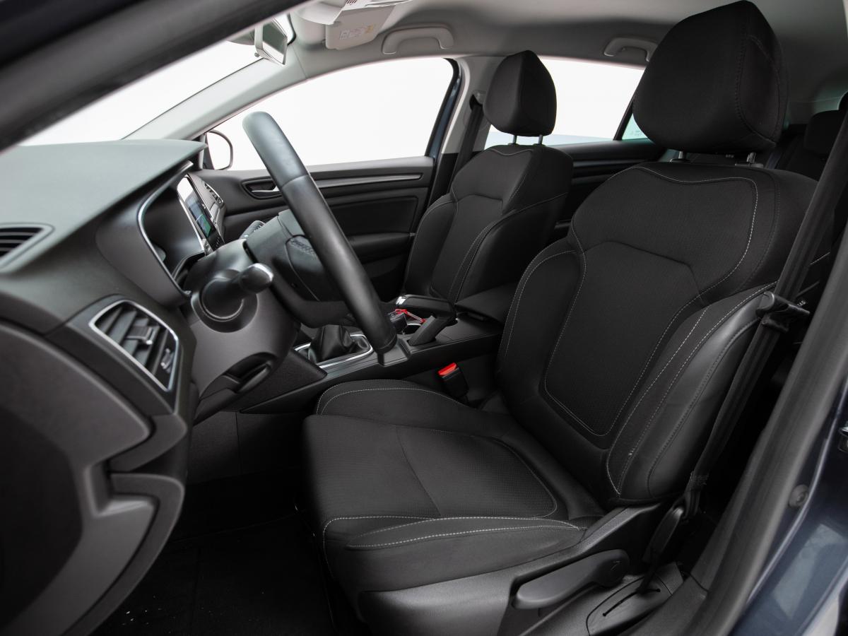 renault-megane-sport-tourer-2021-diesel-1461cc