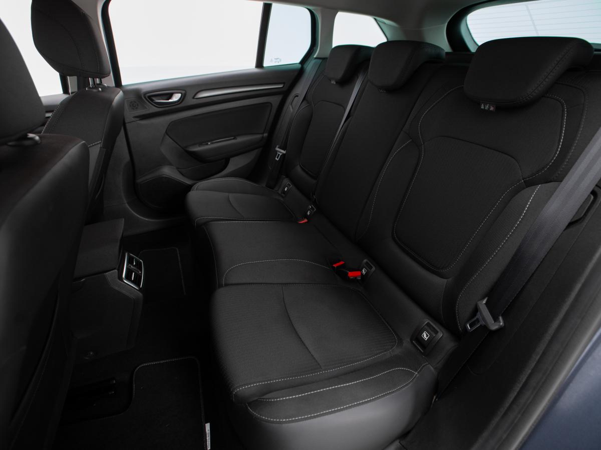 renault-megane-sport-tourer-2021-diesel-1461cc