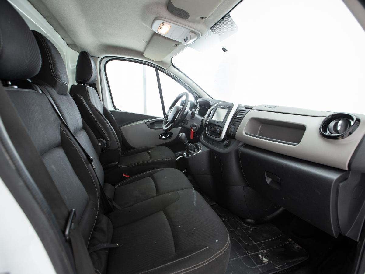 renault-trafic-2016-diesel-1598cc