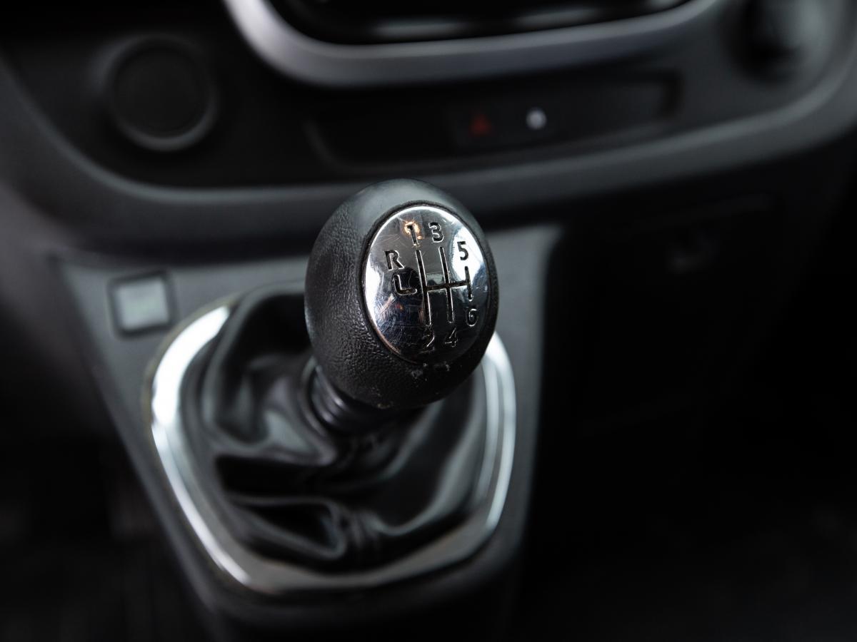 renault-trafic-2016-diesel-1598cc