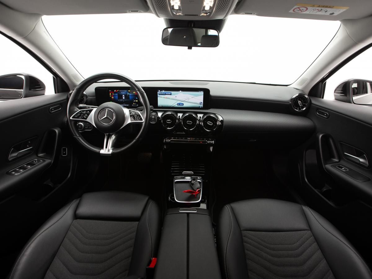 mercedes-benz-classe-a-2023-hibrido-a-gasolina-1332cc