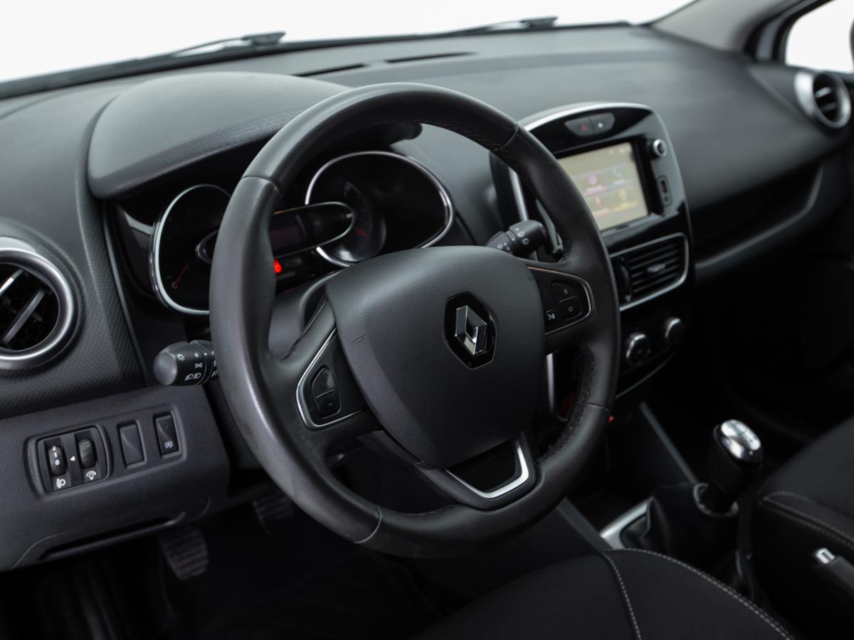 renault-clio-sport-tourer-2018-diesel-1461cc