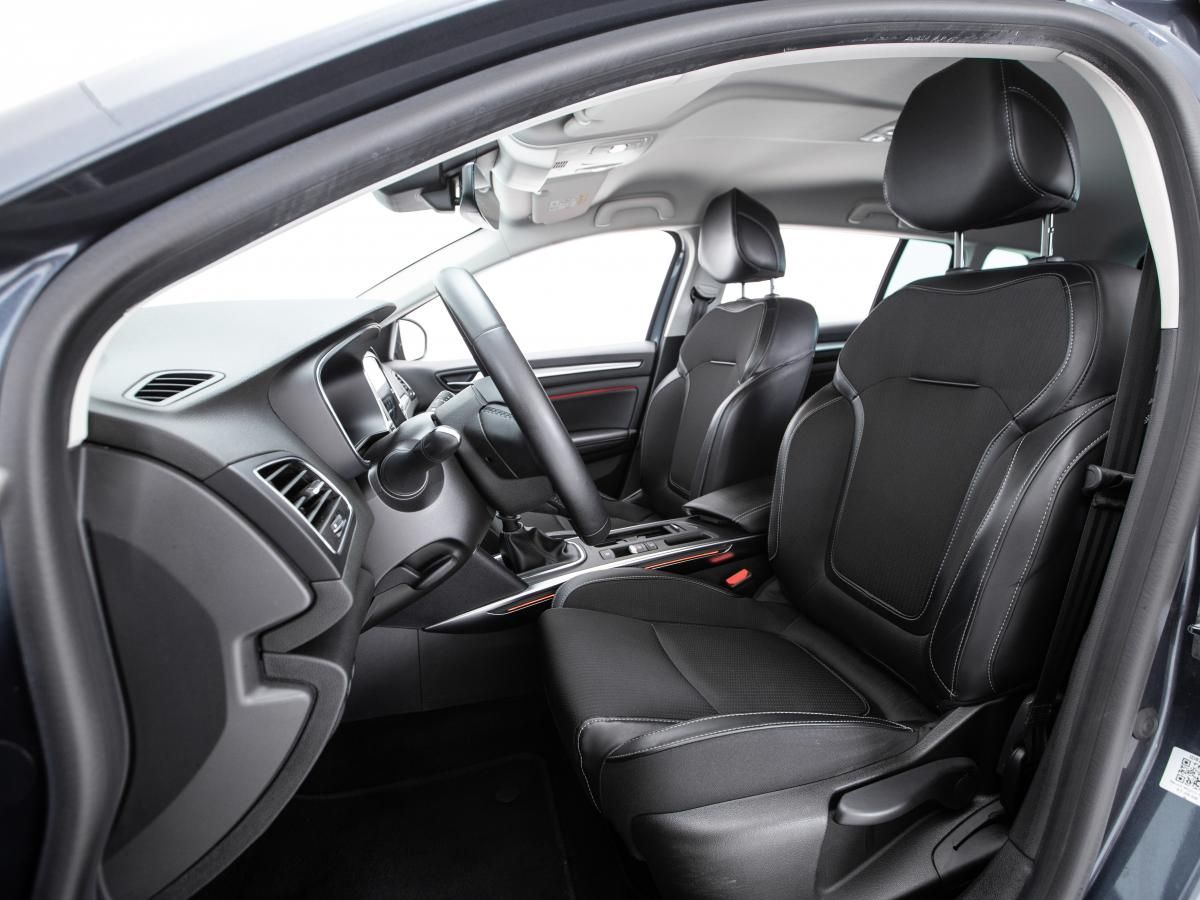 renault-megane-sport-tourer-2022-diesel-1461cc