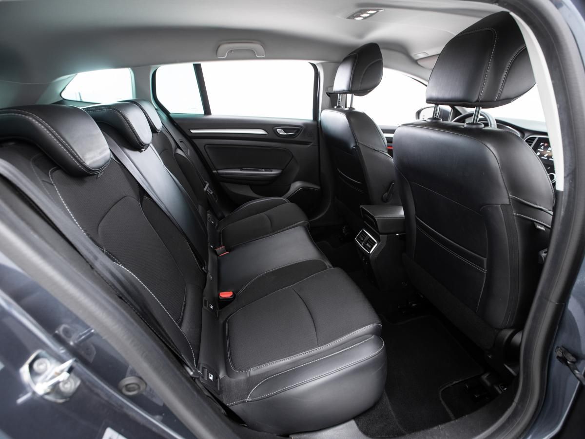 renault-megane-sport-tourer-2022-diesel-1461cc