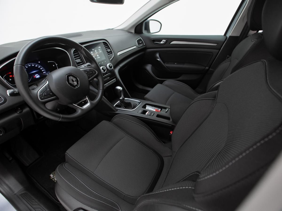 renault-megane-sport-tourer-2023-diesel-1461cc