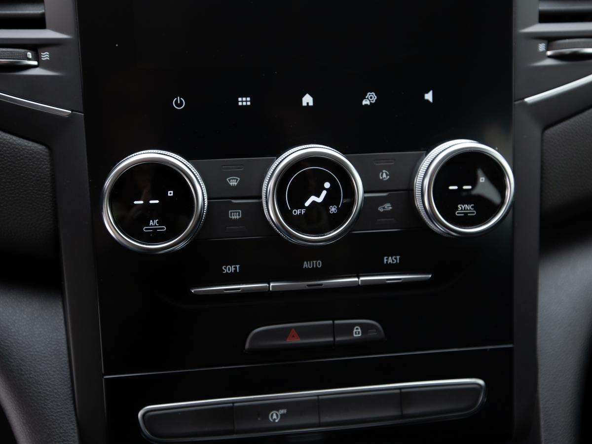 renault-megane-sport-tourer-2023-diesel-1461cc