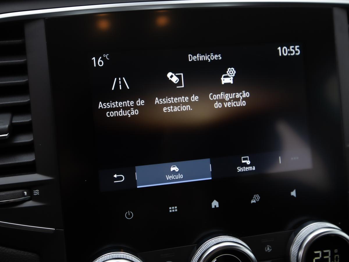 renault-megane-sport-tourer-2023-diesel-1461cc