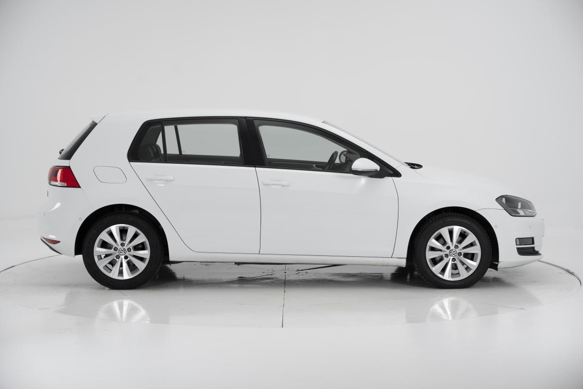 volkswagen-golf-2013-diesel-1968cc