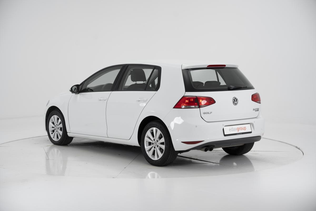 volkswagen-golf-2013-diesel-1968cc