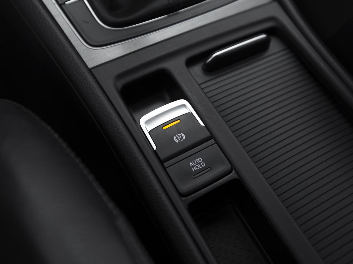 volkswagen-golf-2013-diesel-1968cc