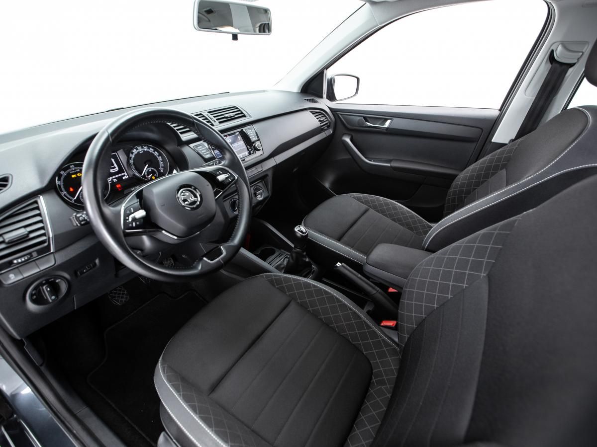 skoda-fabia-break-2021-gasolina-999cc