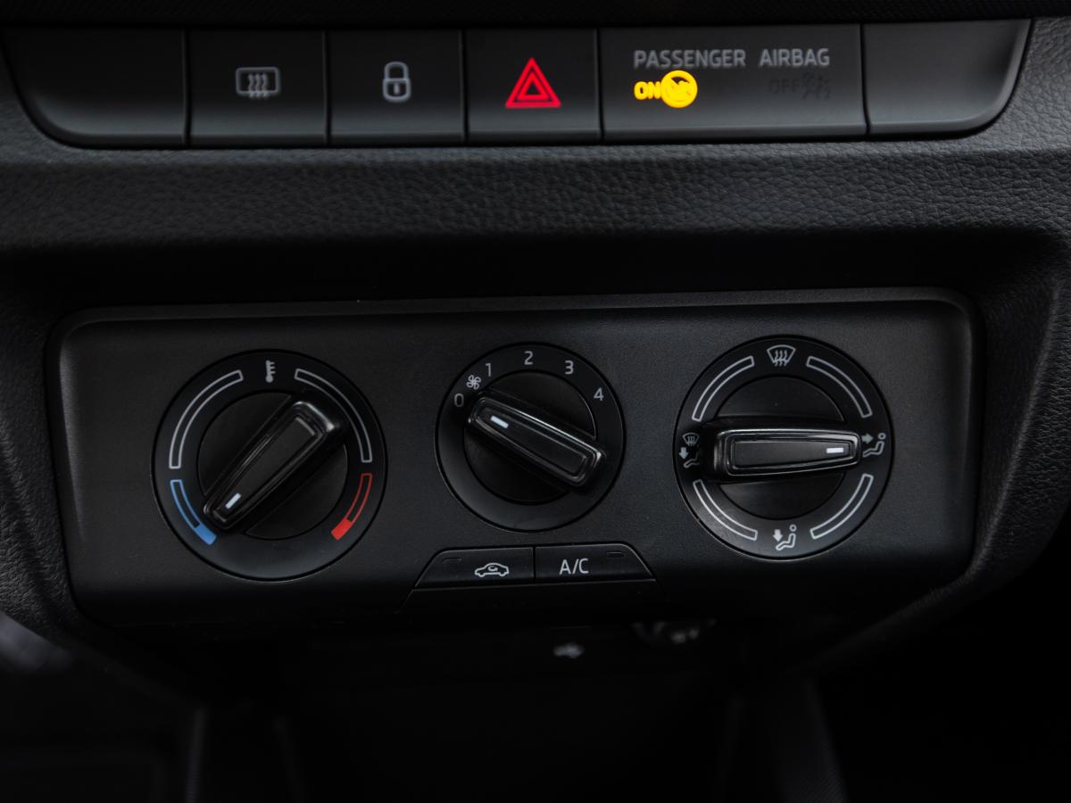 skoda-fabia-break-2021-gasolina-999cc