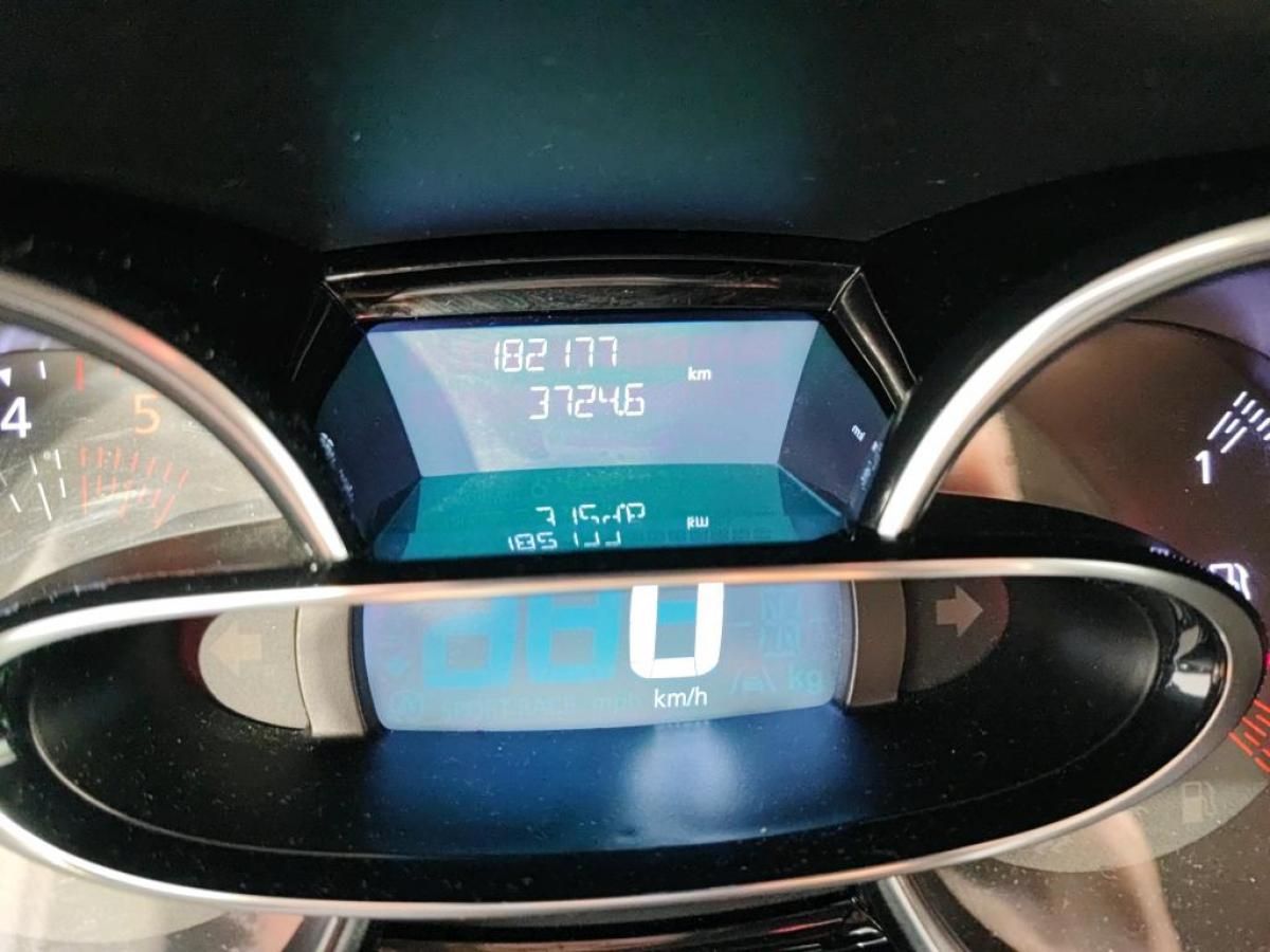 renault-clio-sport-tourer-2019-diesel-1461cc