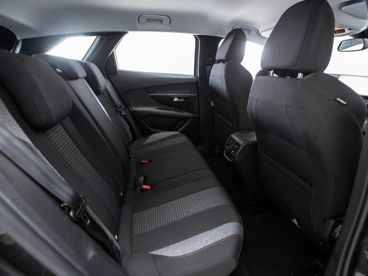 peugeot-3008-2022-diesel-1499cc