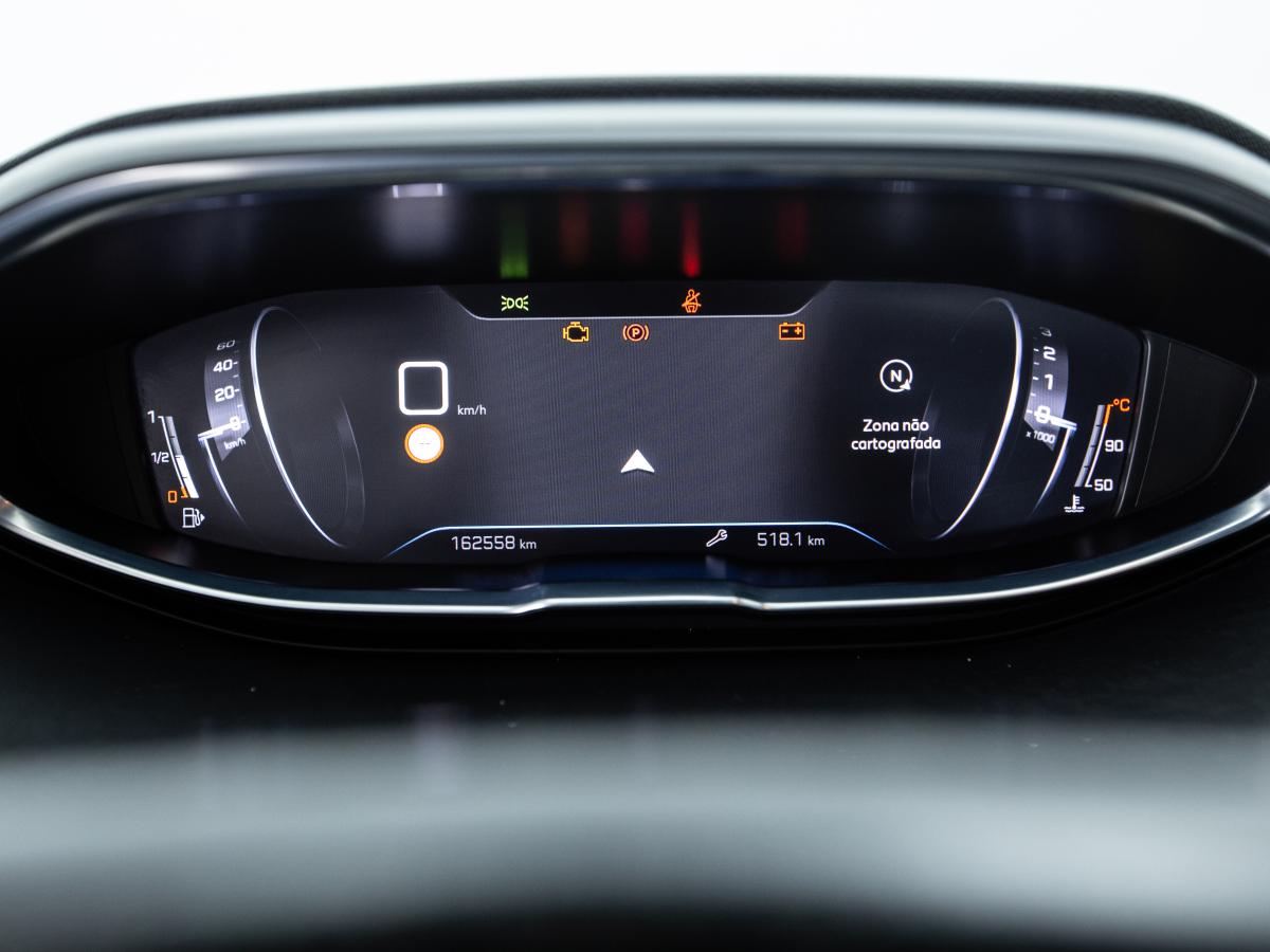 peugeot-3008-2022-diesel-1499cc
