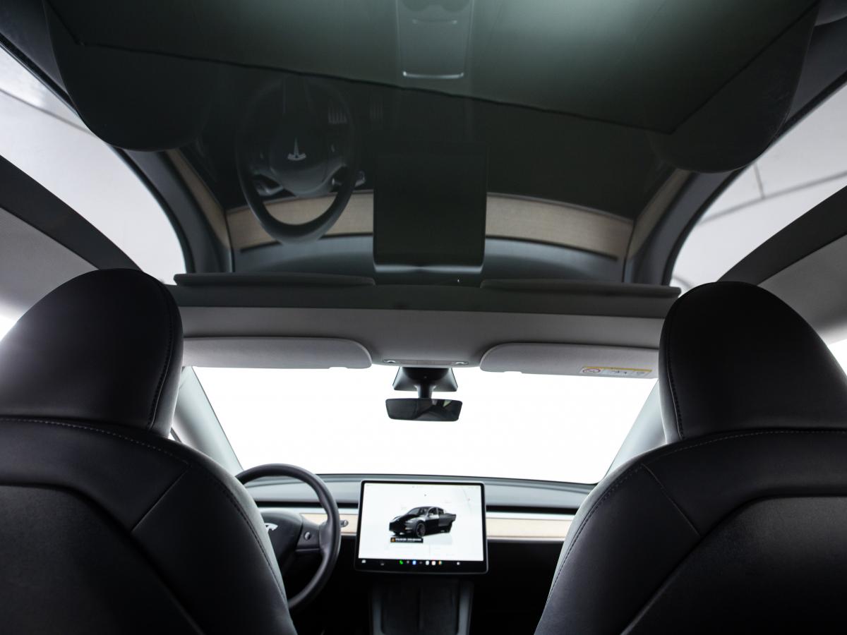 tesla-model-y-2022-eletrico-0cc