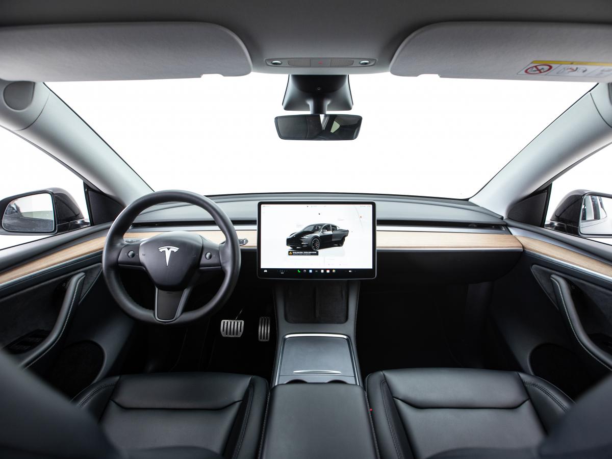 tesla-model-y-2022-eletrico-0cc