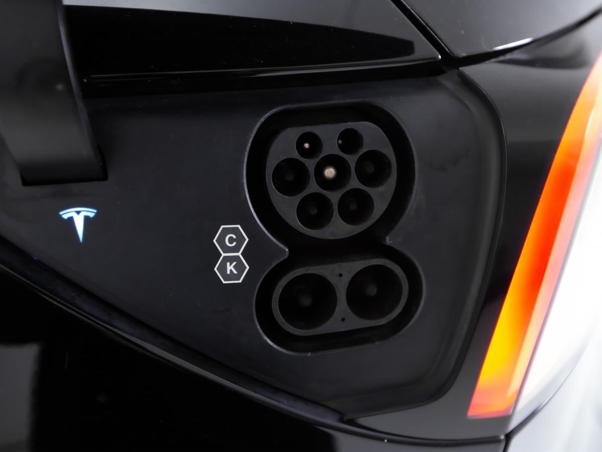 tesla-model-y-2022-eletrico-0cc