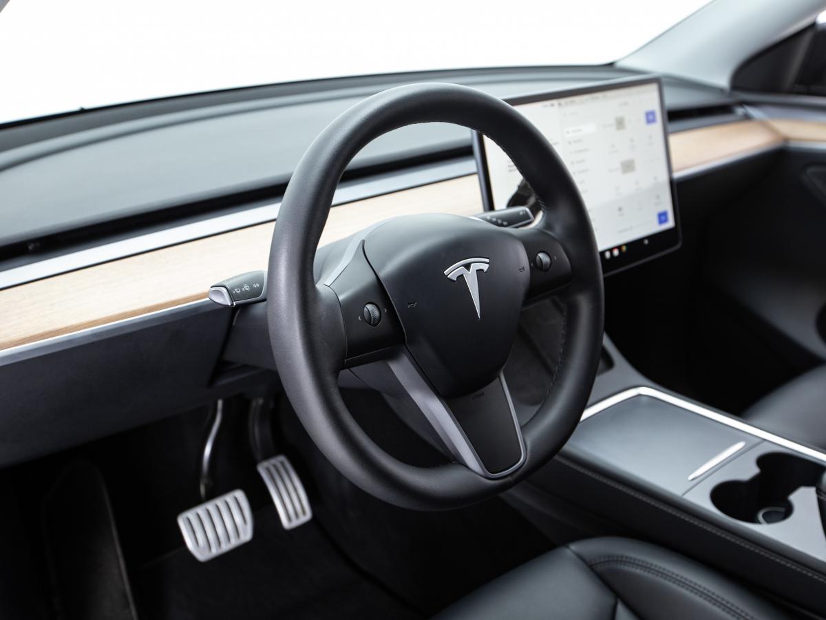 tesla-model-y-2022-eletrico-0cc