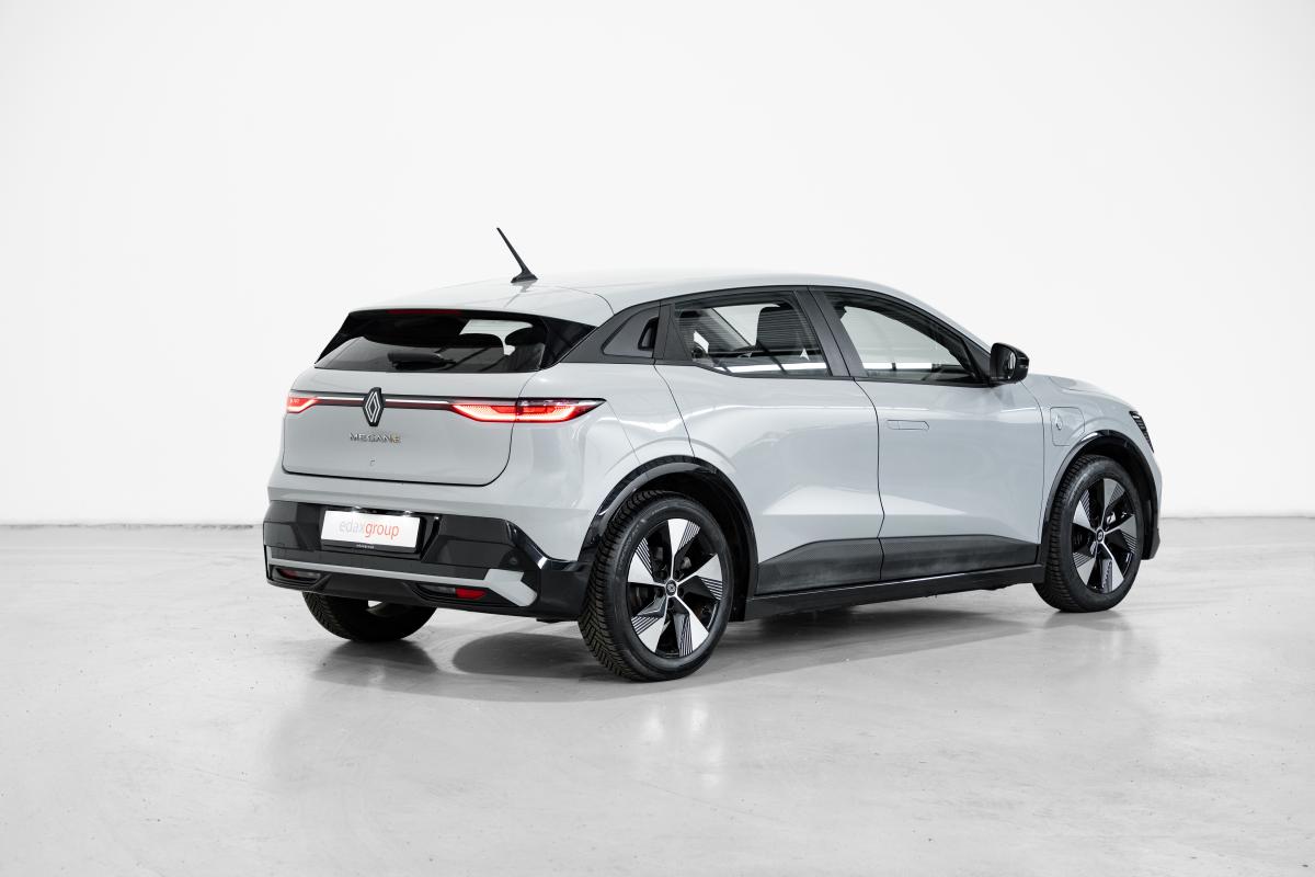 renault-megane-e-tech-2023-eletrico-0cc