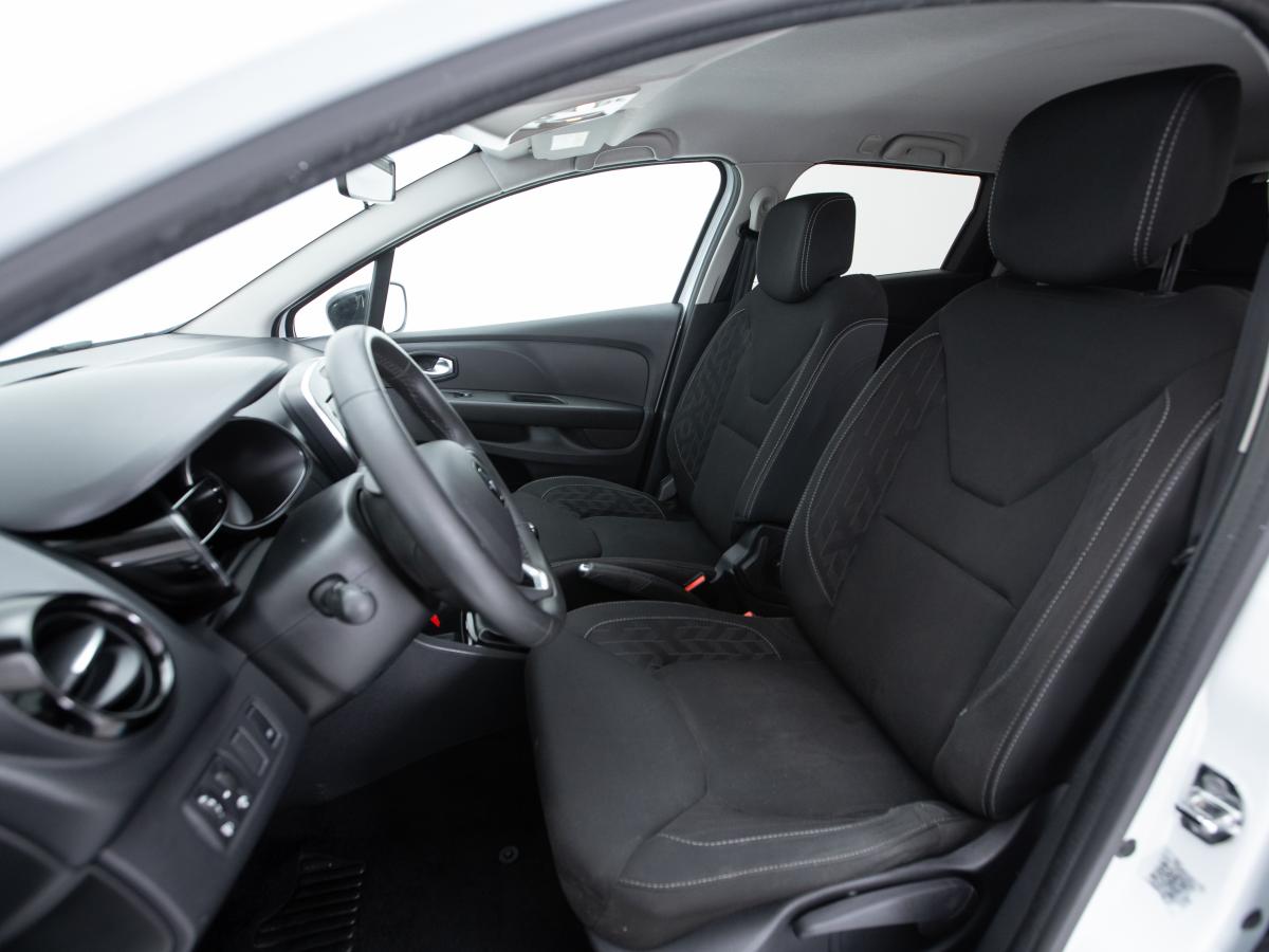 renault-clio-sport-tourer-2019-diesel-1461cc