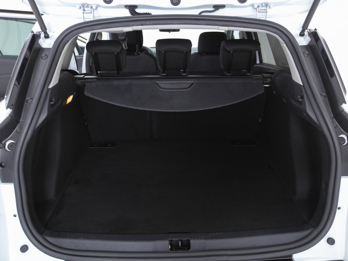 renault-clio-sport-tourer-2019-diesel-1461cc
